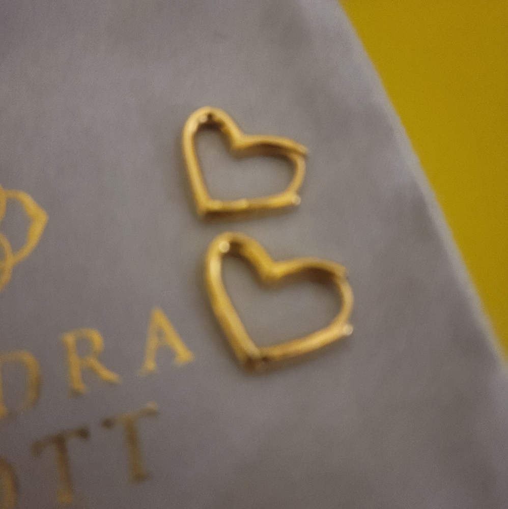 Ari Heart Hoop Earrings In 18k Yellow Gold Vermeil